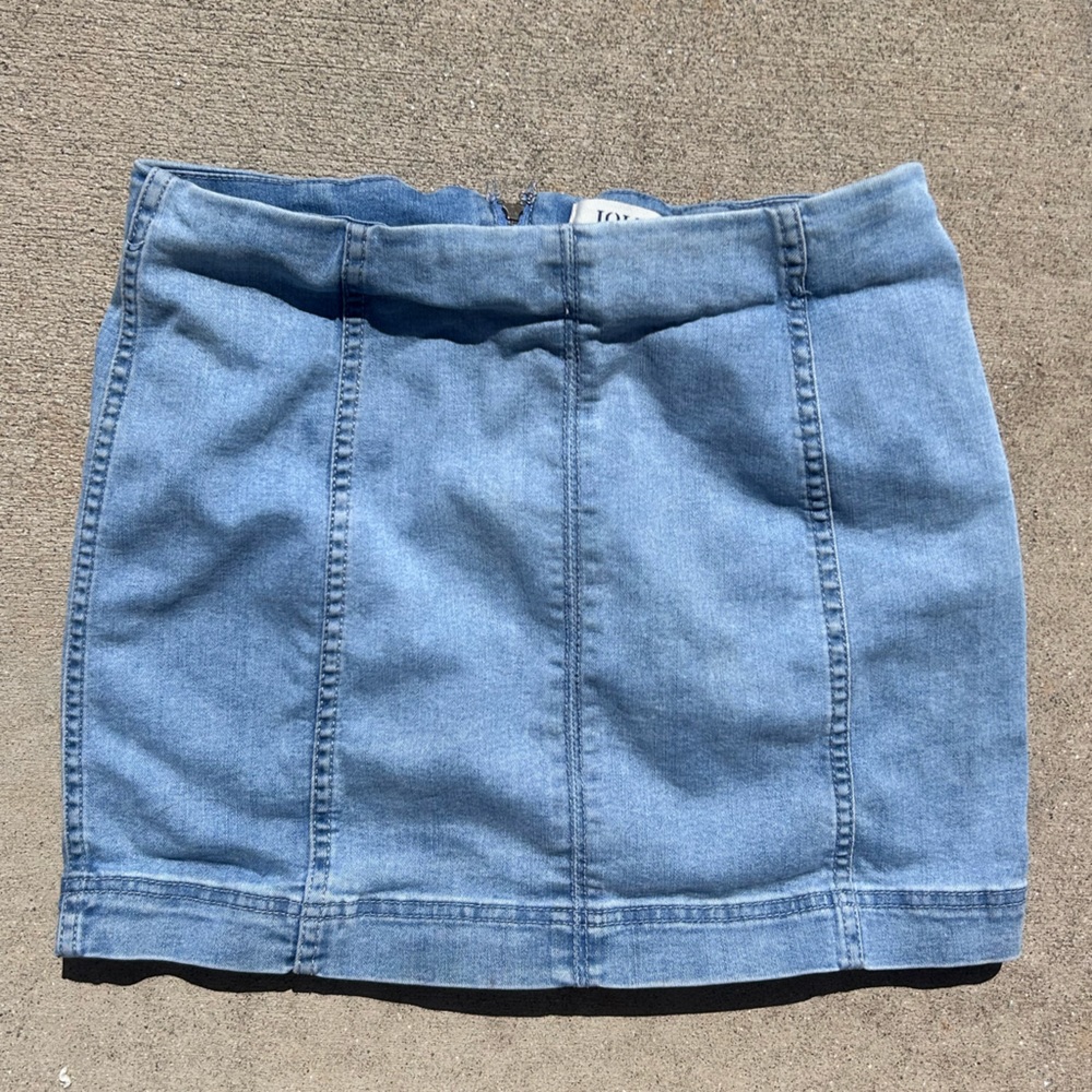 Women’s Denim Jolt skirt